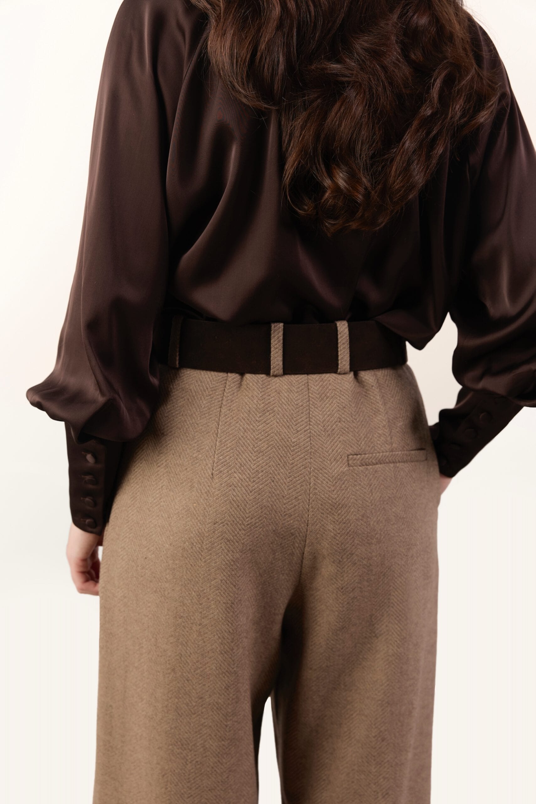 BAUMONT brown satin shirt — zdjęcie 7