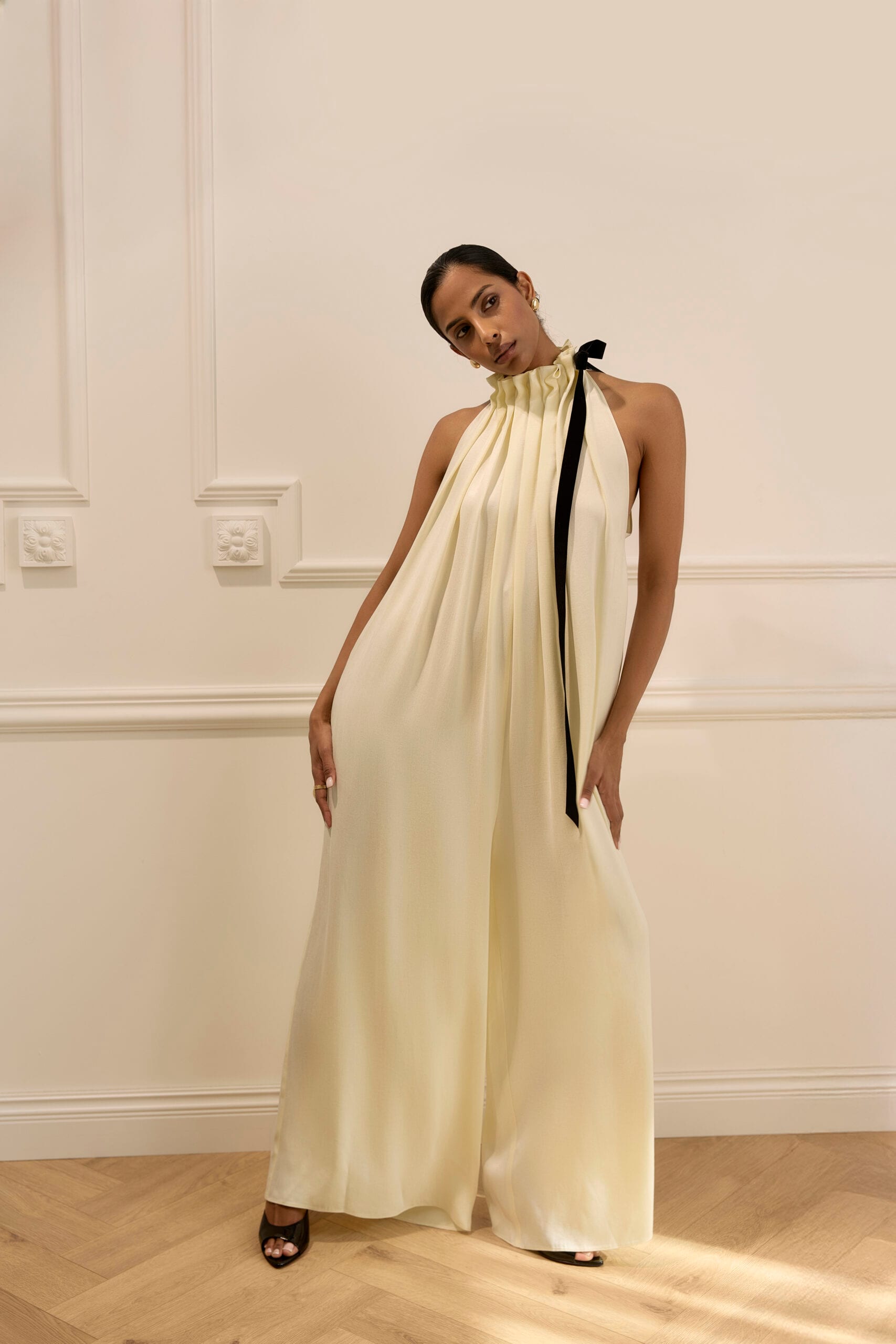 ABU DHABI cream jumpsuit — zdjęcie 9