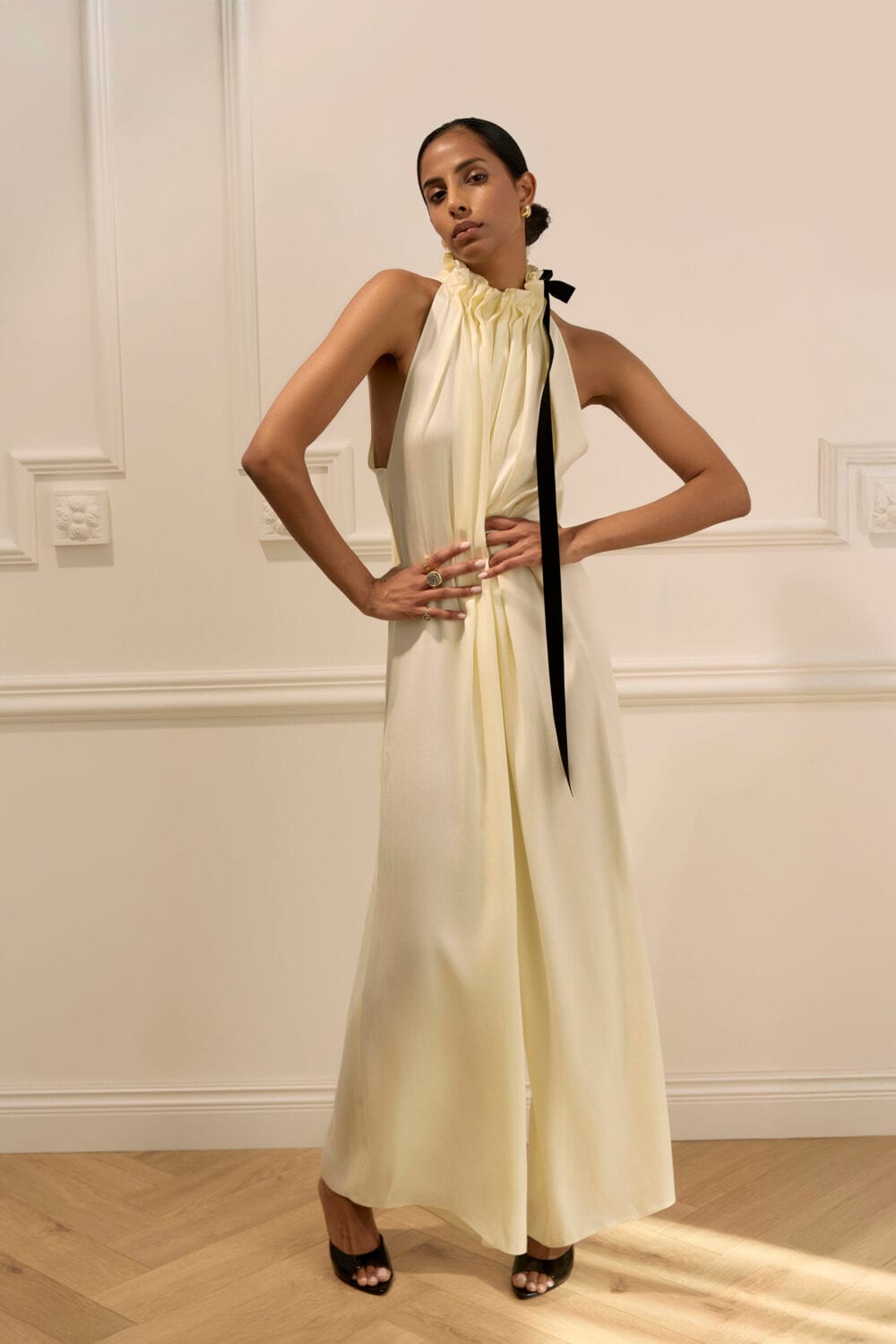 ABU DHABI cream jumpsuit — zdjęcie 5