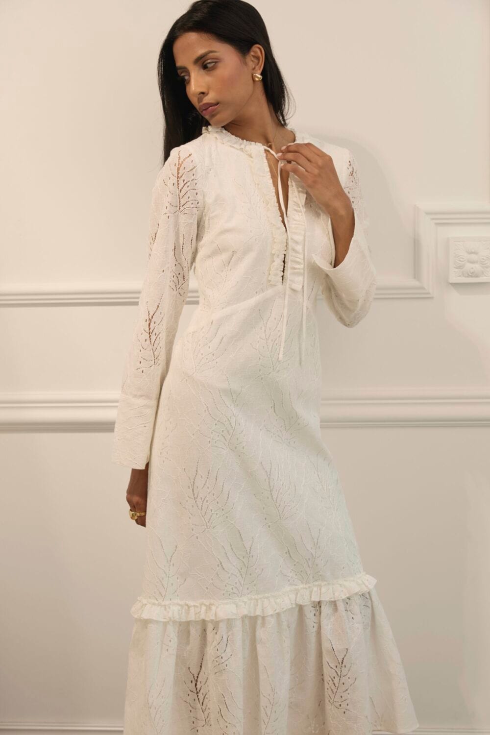 SILVERSTONE ivory dress — zdjęcie 3