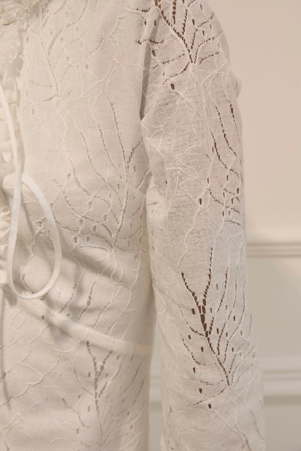 SILVERSTONE ivory dress — zdjęcie 7