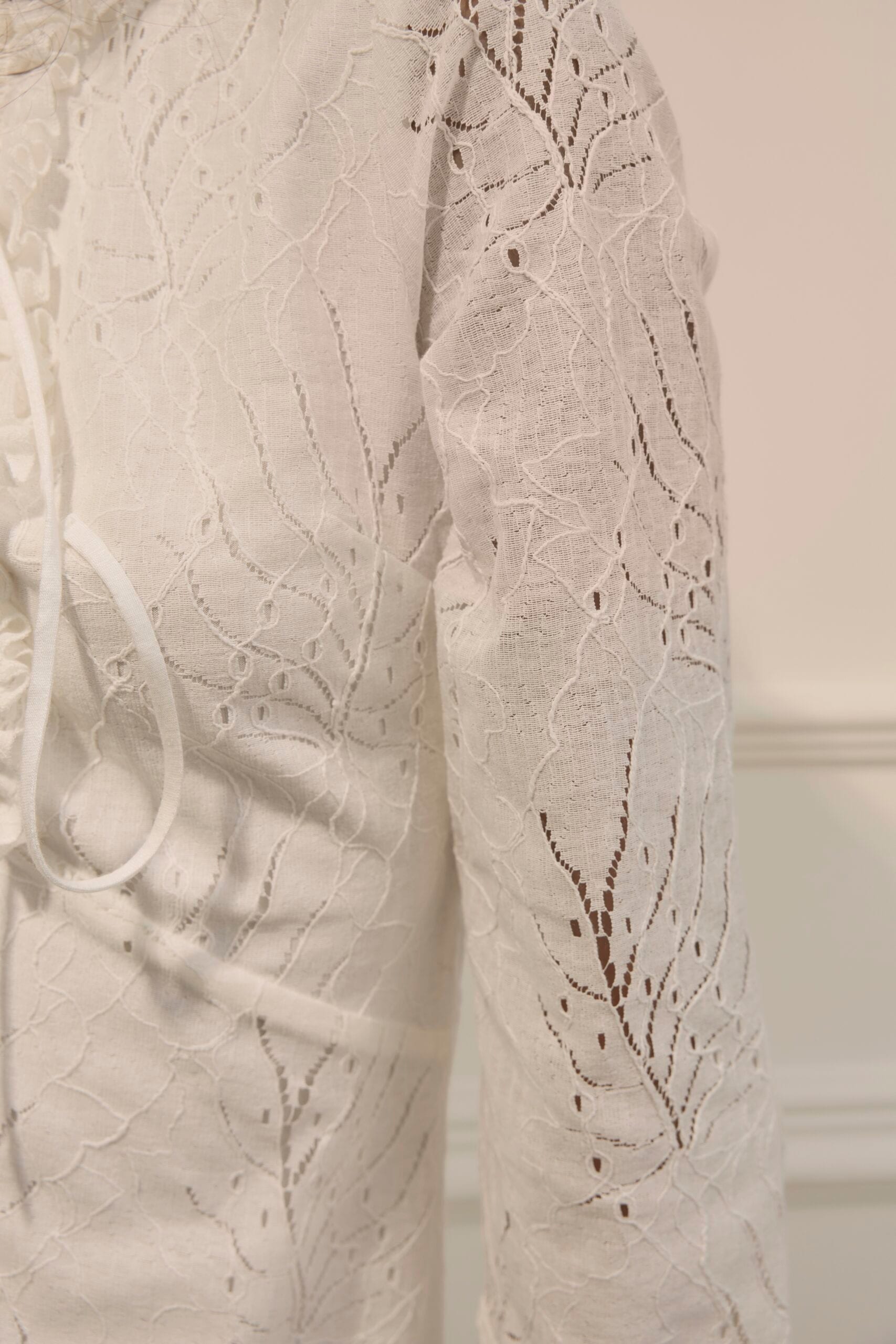 SILVERSTONE ivory dress — zdjęcie 7